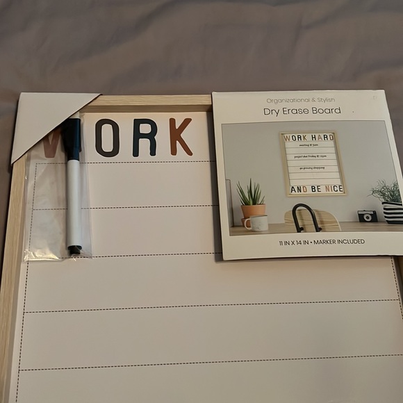 Dry erase board NWT - Picture 5 of 5